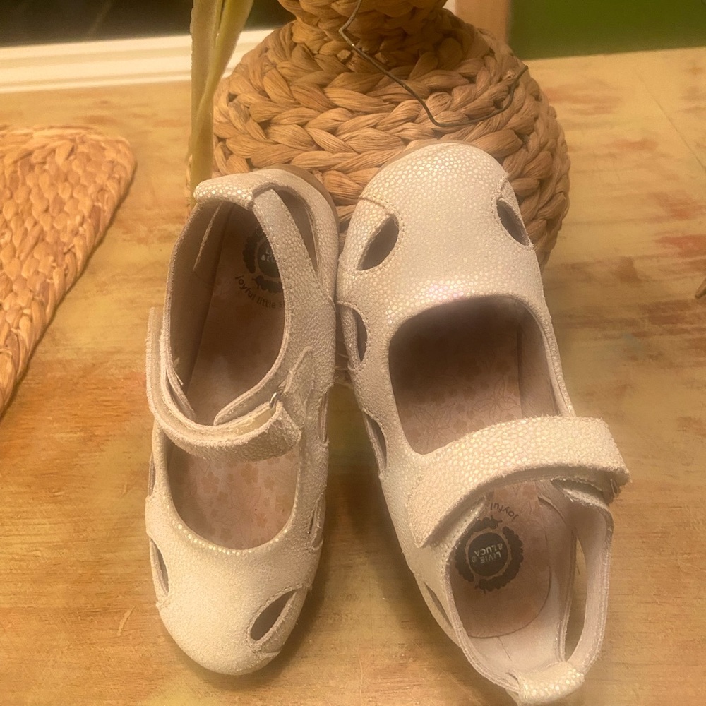 Livie & Luca Iridescent Ivory Colored Mary Jane’s Size 13